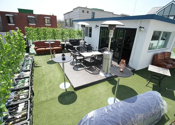 Pop @ Itaewon Guesthouse Seul